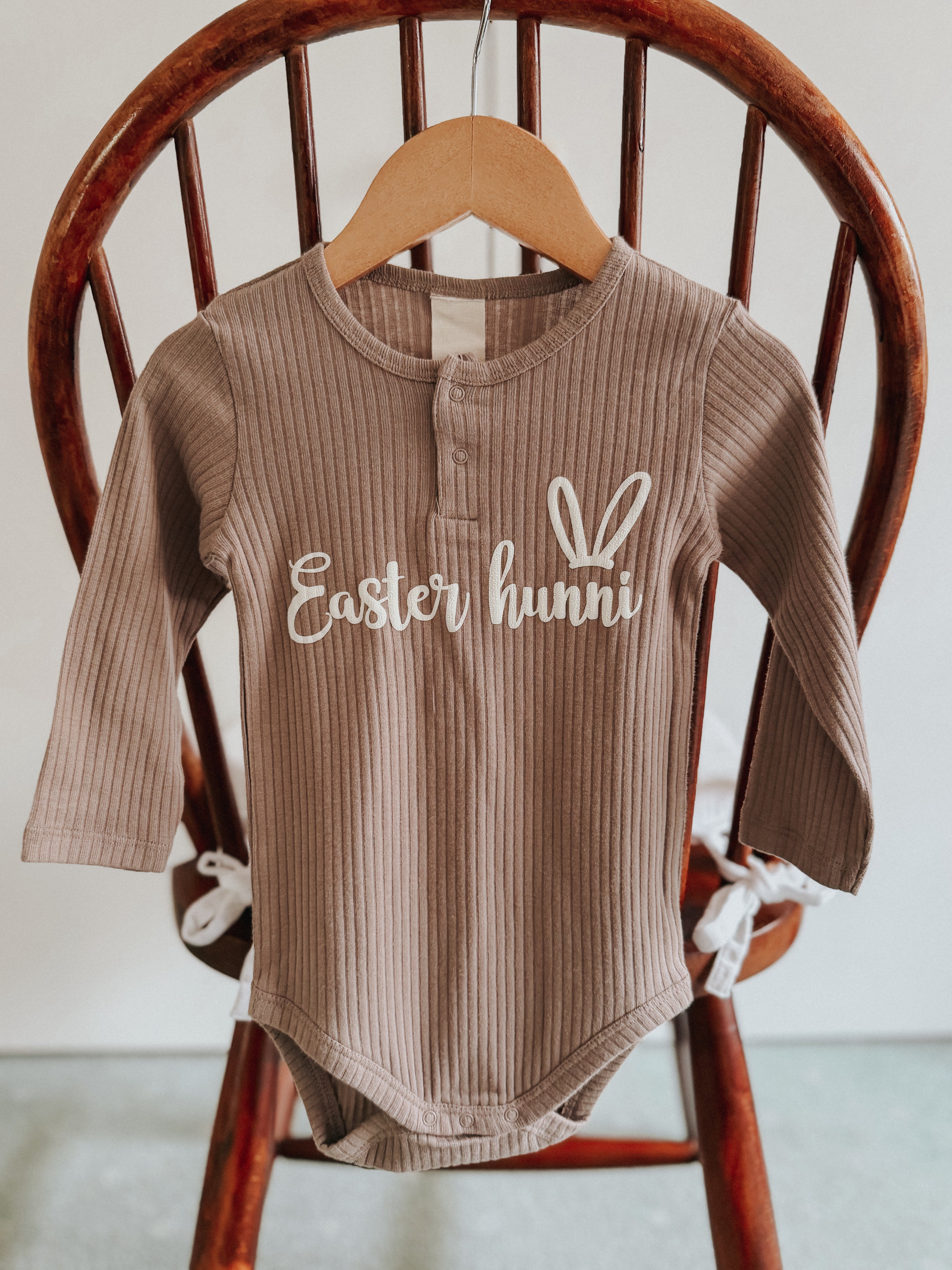 Easter hunni bodysuit - Nutmeg