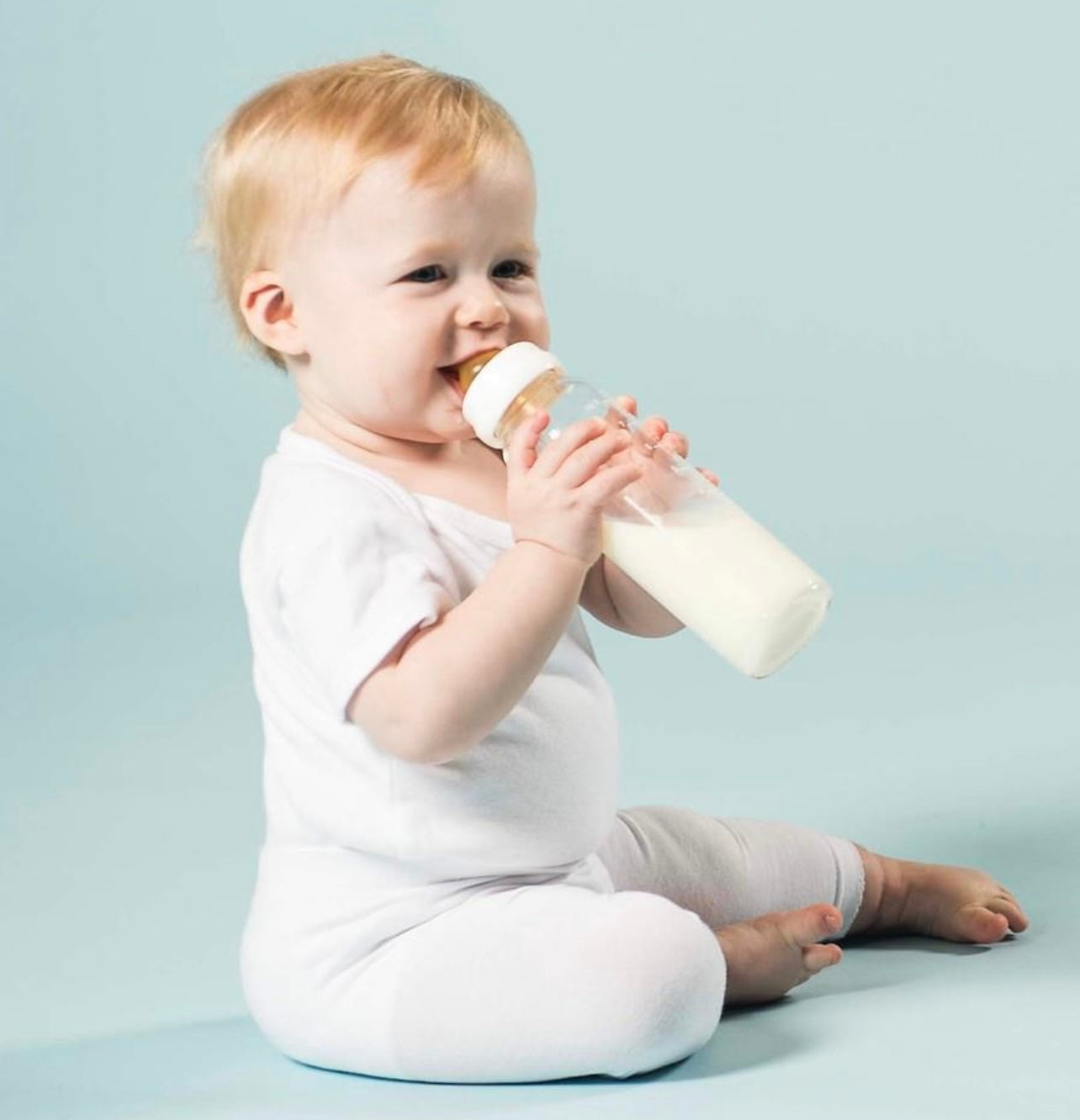 Hevea - Glass Bottle - 240ml - 2 Pack - White Screw Cap