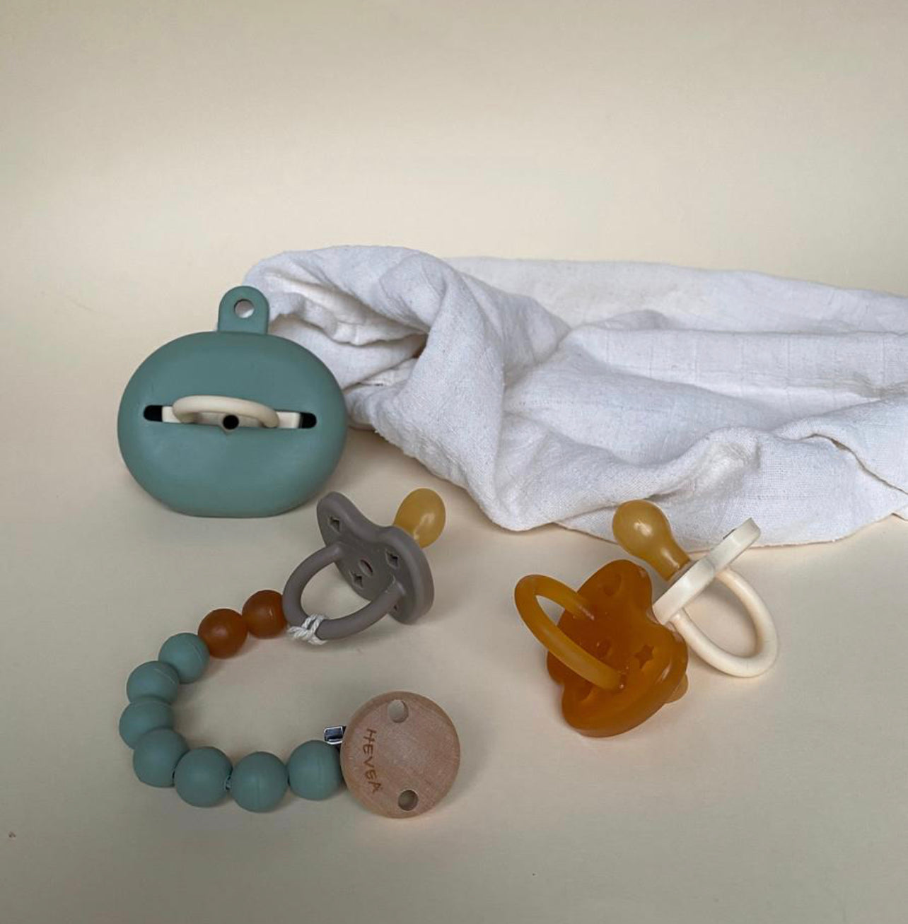 Hevea - Pacifier Holder - Tan Beige - Natural Rubber