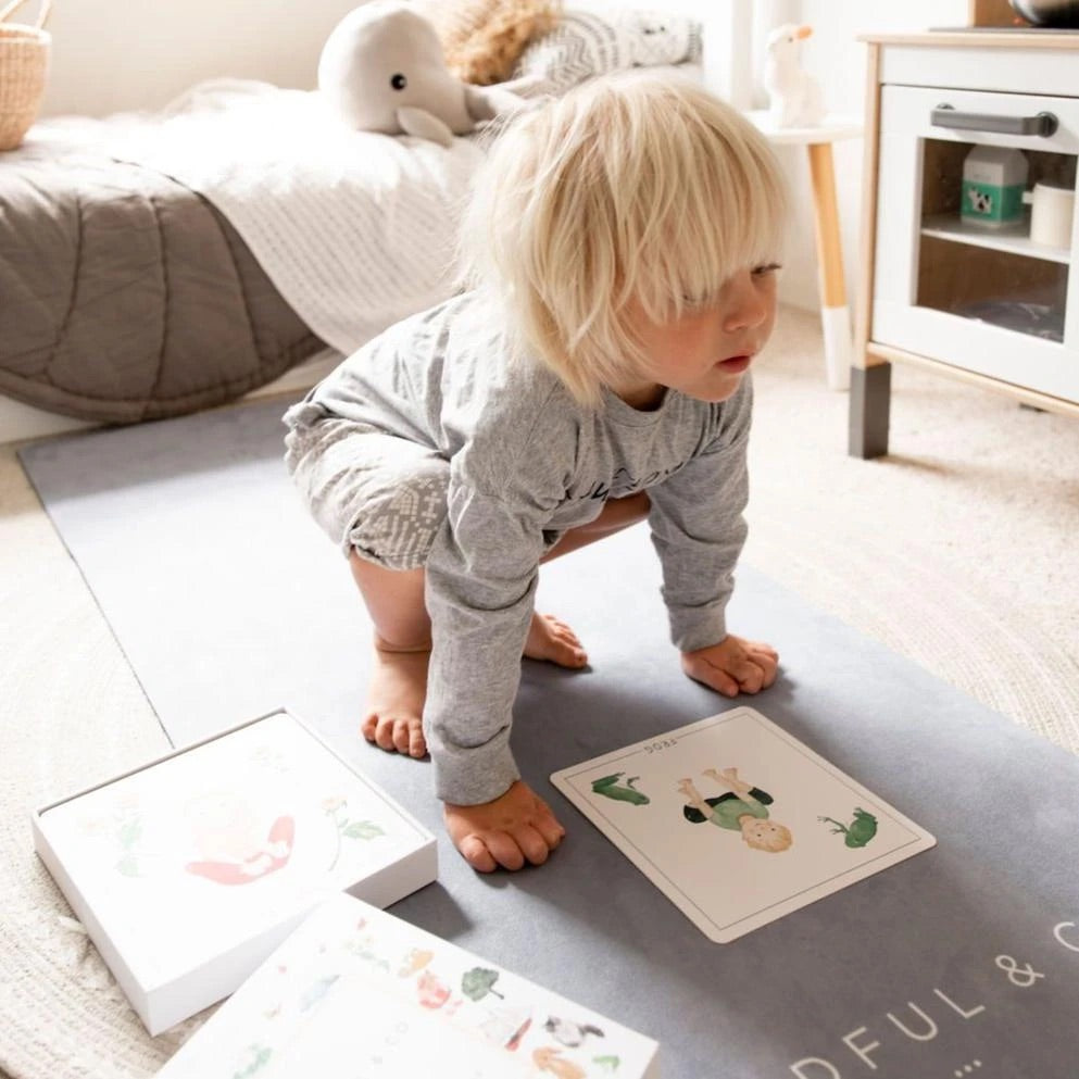 Mindful & Co Kids Yoga Flash Cards