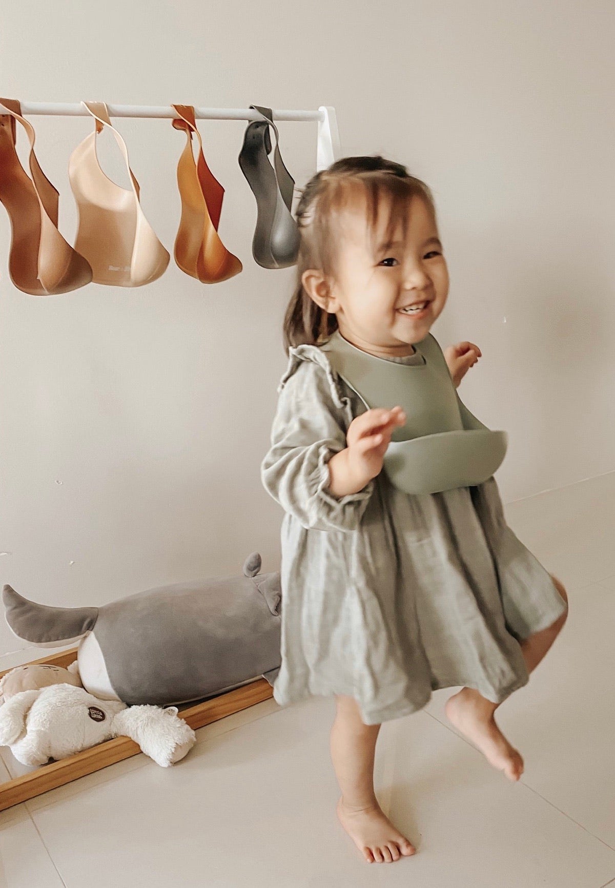 Bear Bibs - Dessert Sage