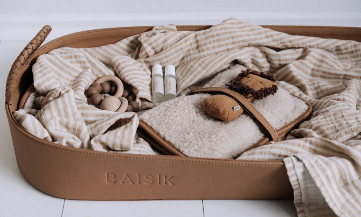 Nappy Wallet Faux Fur Tan